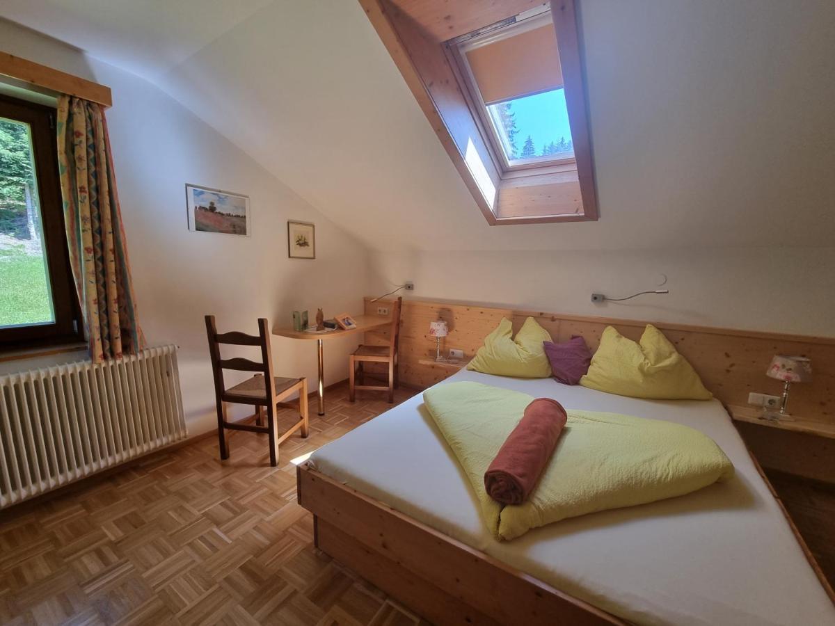 Ferienhaus Waldhof Hermagor-Pressegger See Exteriör bild